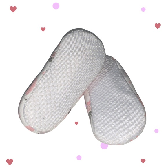 Kitty Infant 3-6mon  Girls non-slip  Slipper - Picture 6 of 6